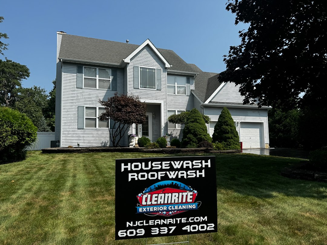 Top quality roof and housewash in Lanoka Harbor,new jersey